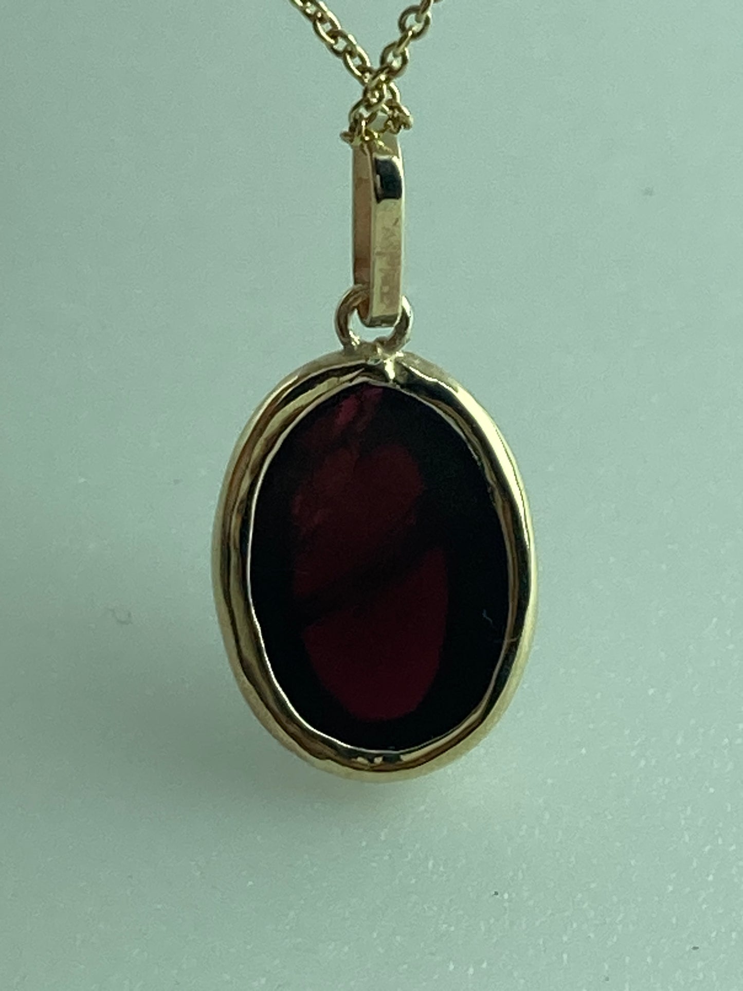 9ct Gold red garnet necklace