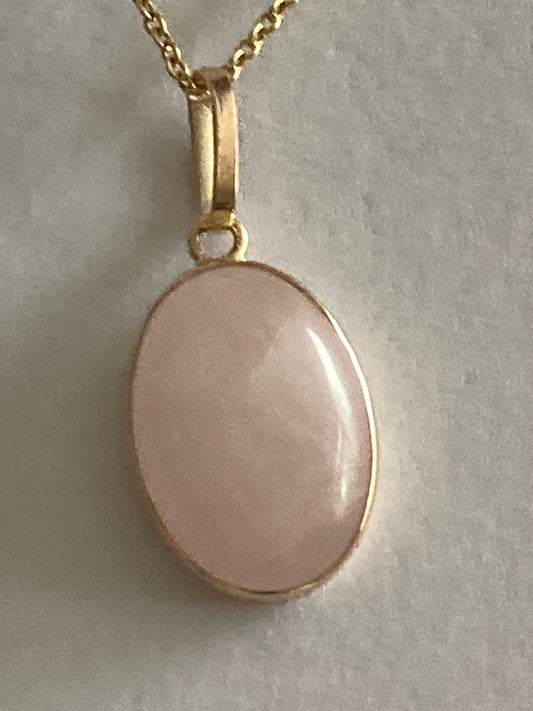 Gold rose quartz necklace