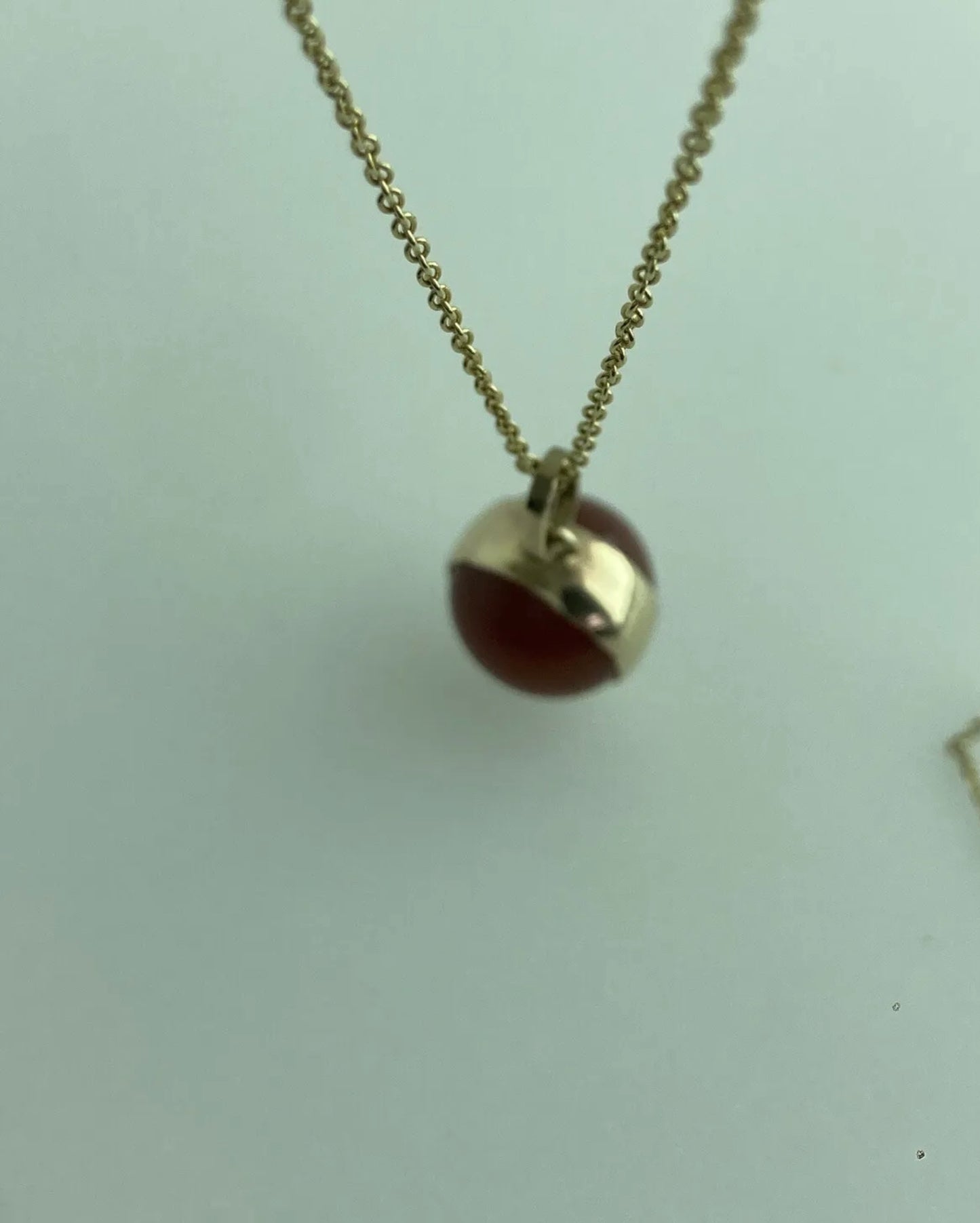 Gold red agate necklace