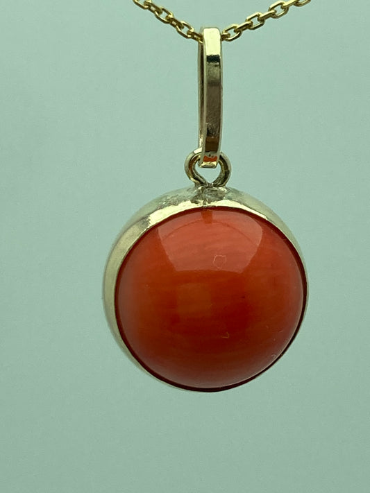 Coral 9ct gold pendant