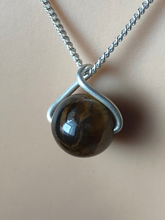 Silver Tiger’s eye necklace