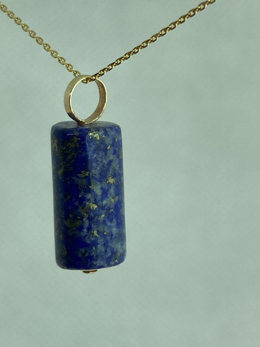 gold Lapis lazuli 9ct gold pendant, 18” chain