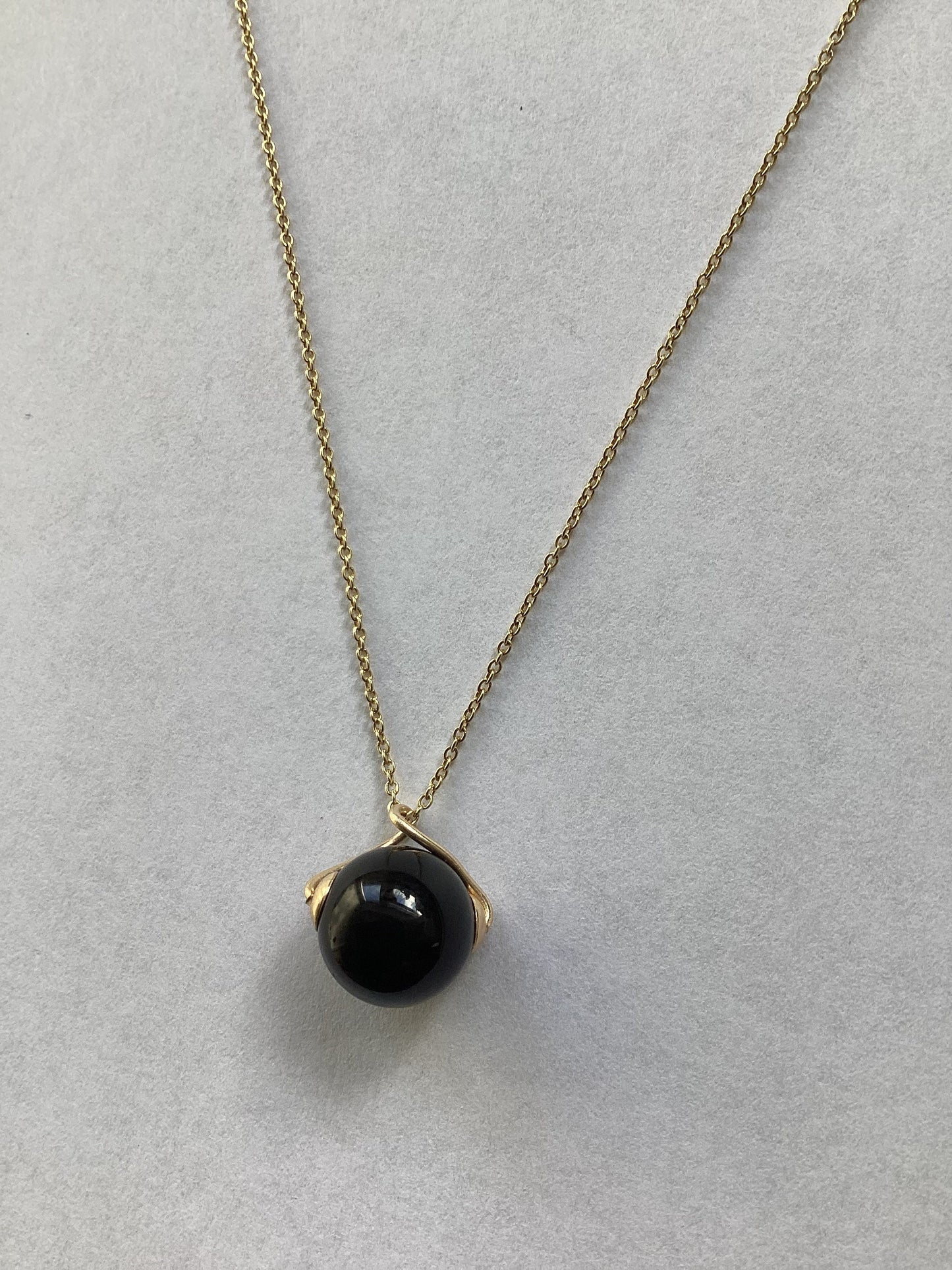 9ct gold black onyx necklace, solid 9ct yellow gold necklace, round natural black onyx pendant