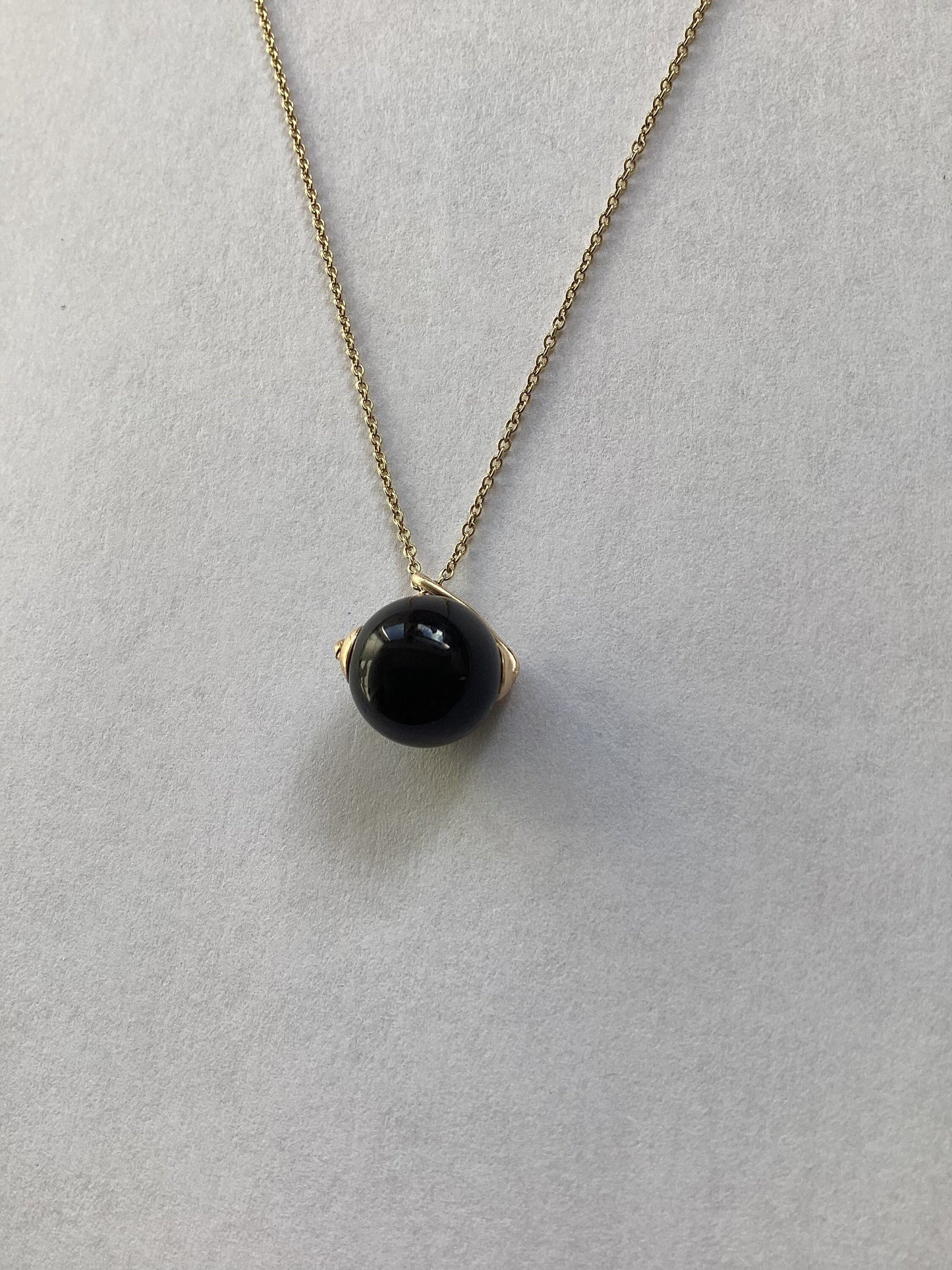 9ct gold black onyx necklace, solid 9ct yellow gold necklace, round natural black onyx pendant