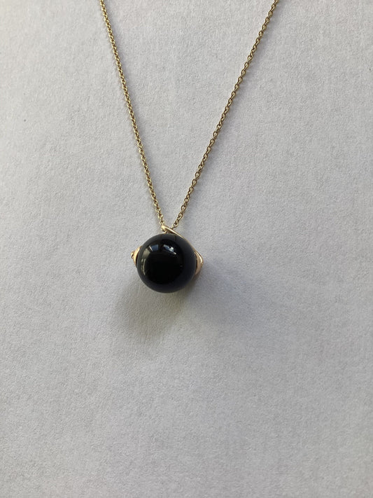 9ct gold black onyx necklace, solid 9ct yellow gold necklace, round natural  black onyx pendant