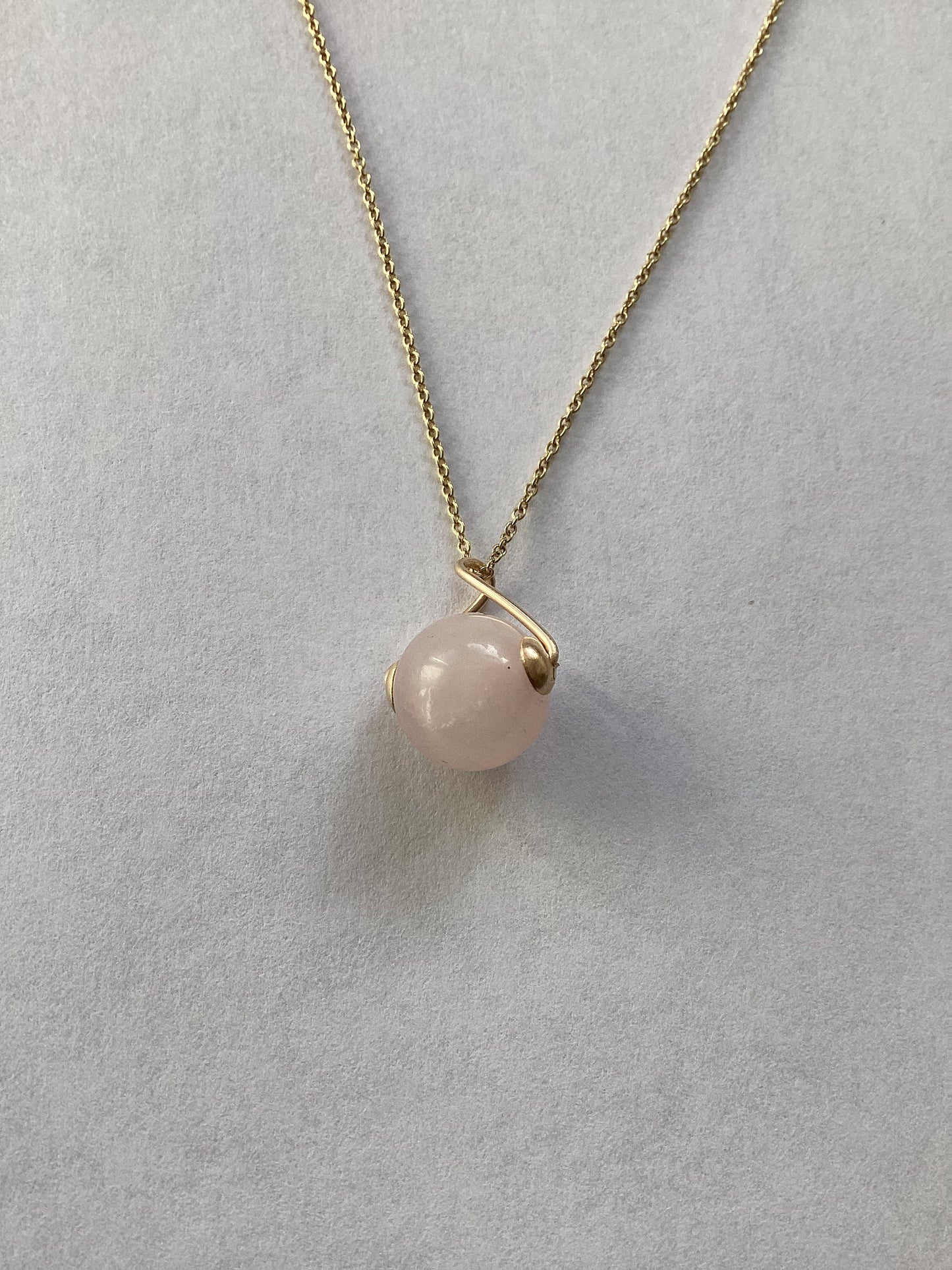 gold necklace, Rose quartz pendant, solid gold, pink round stone