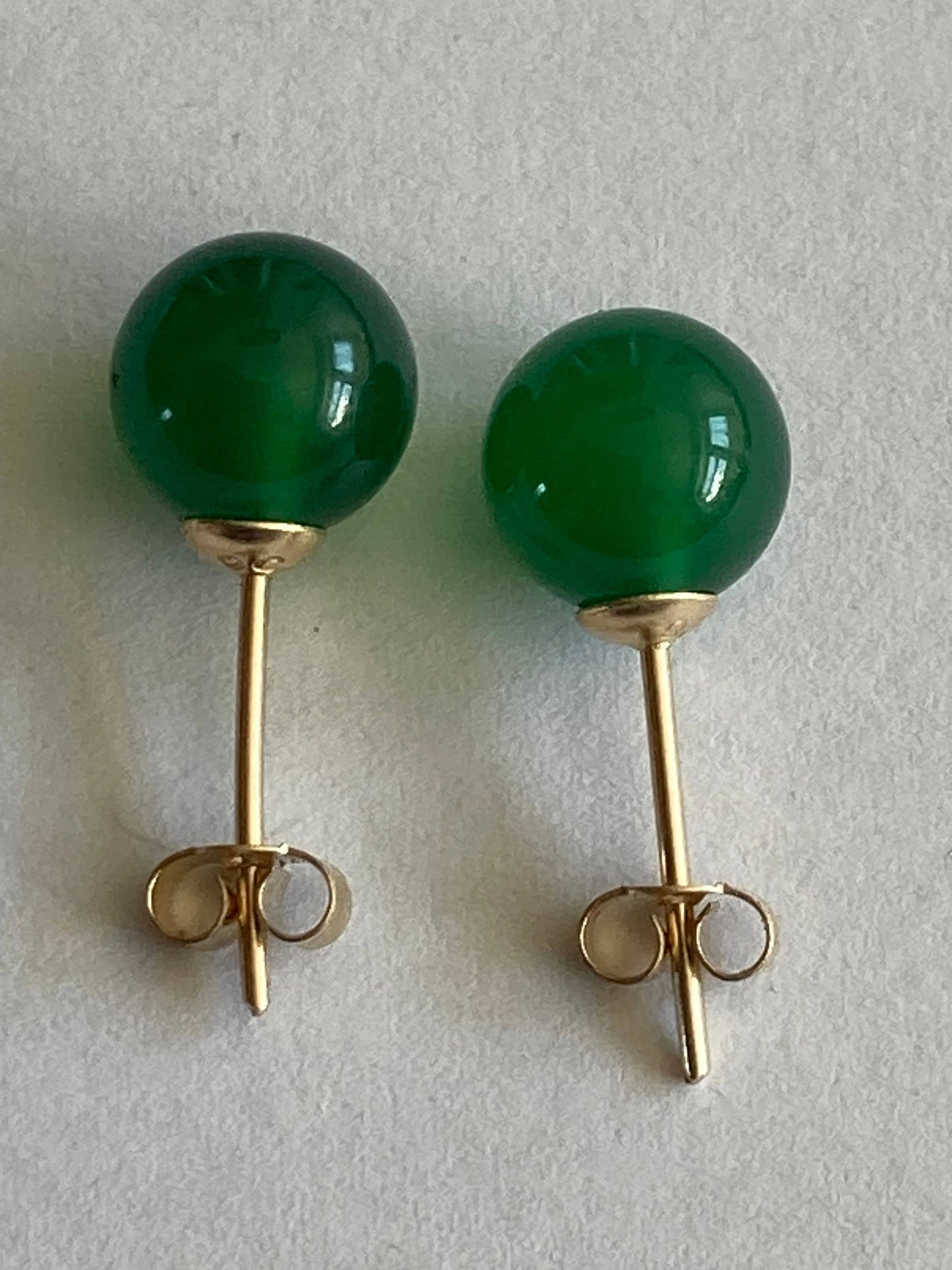 gold earrings, natural green onyx, round shaped gemstones studs