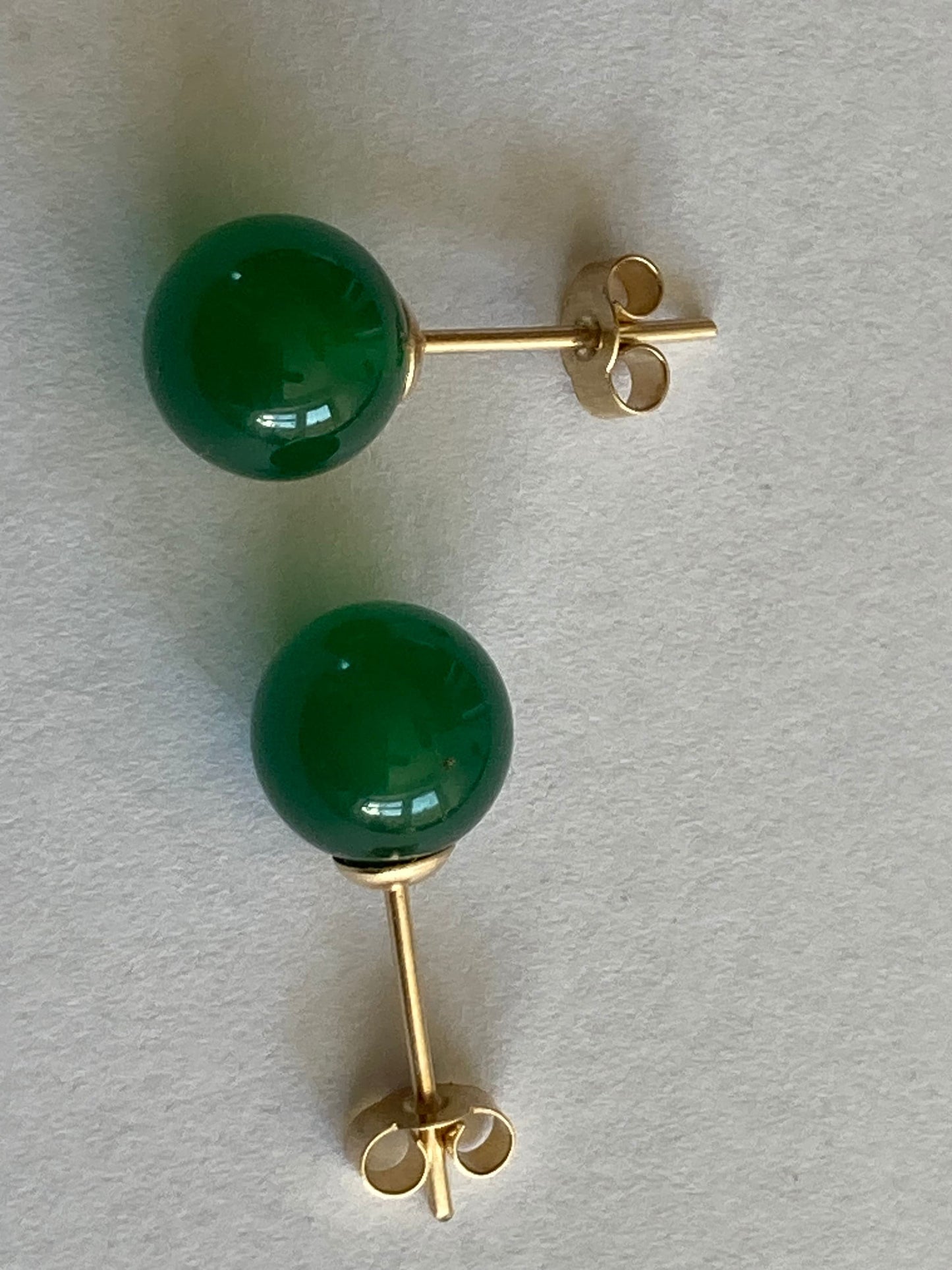 gold earrings, natural green onyx, round shaped gemstones studs