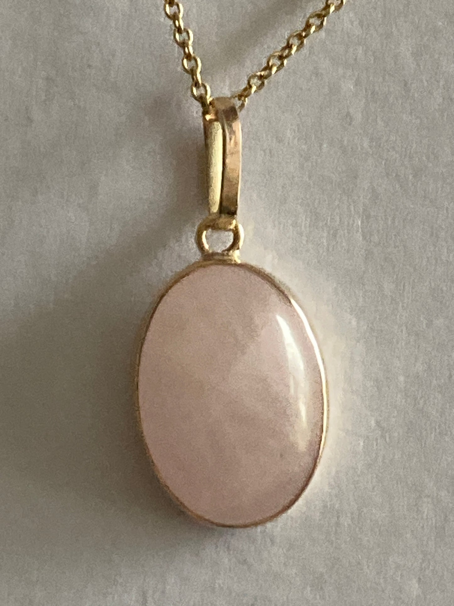 Gold rose quartz necklace