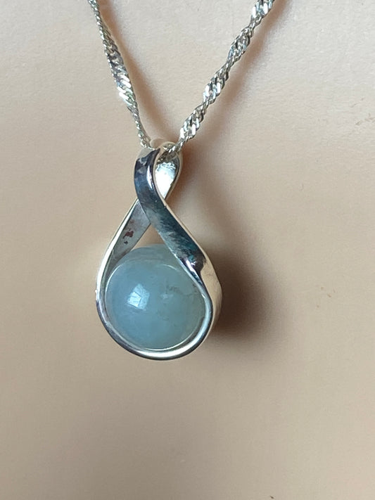 Aquamarine silver necklace