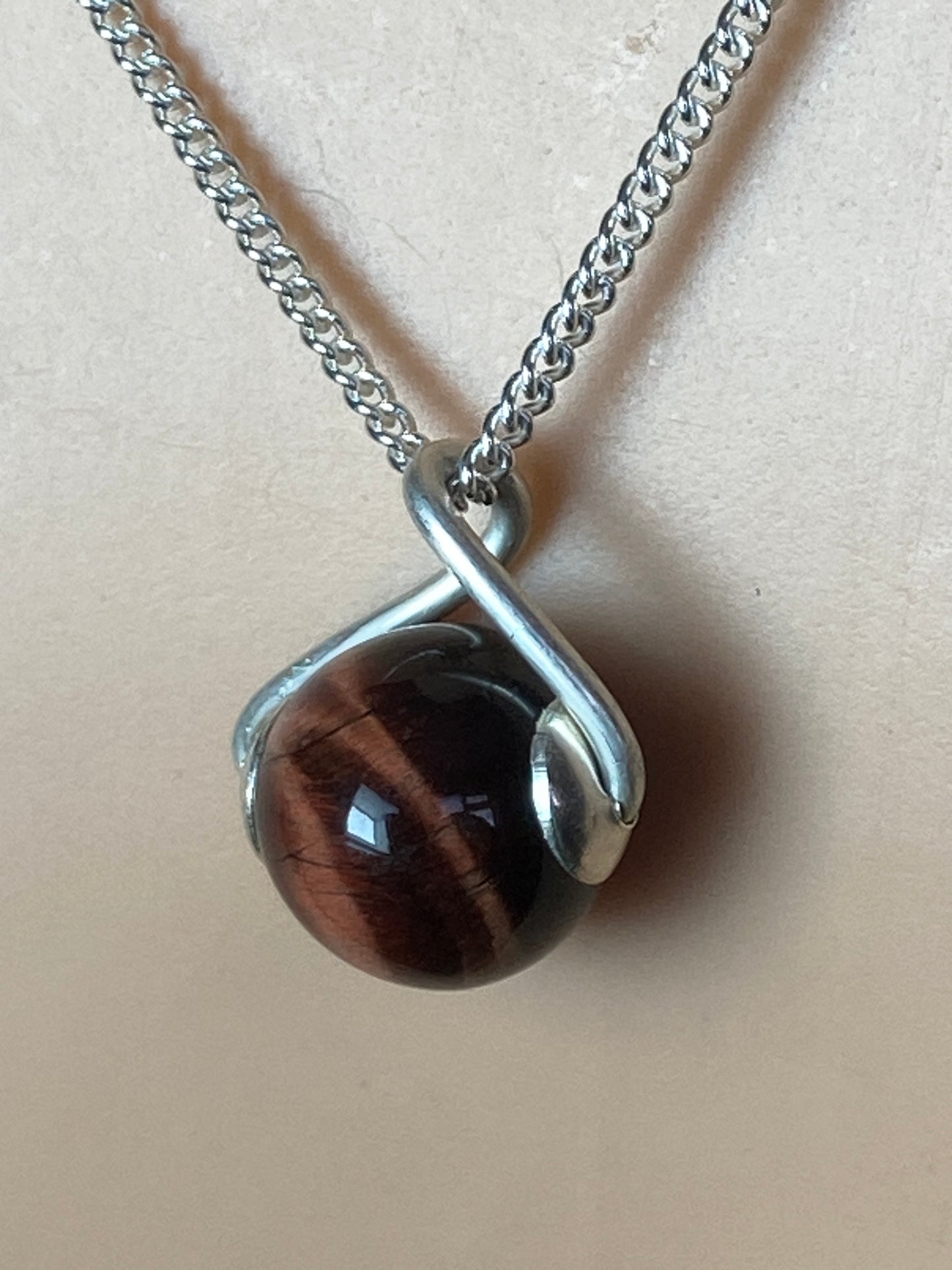 Tiger’s eye silver necklace