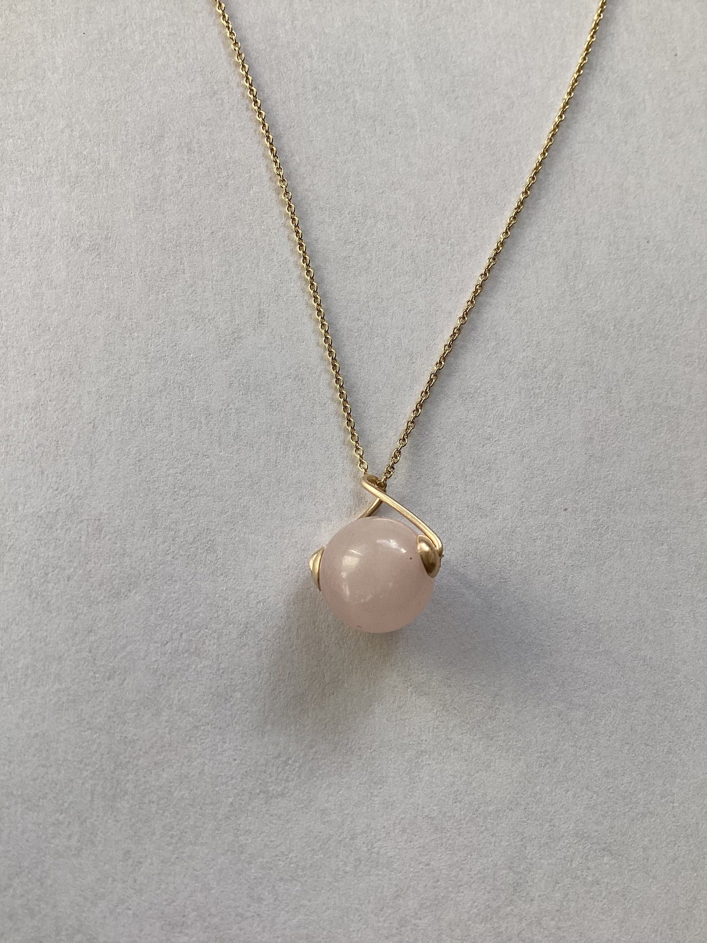 gold necklace, Rose quartz pendant, solid gold, pink round stone