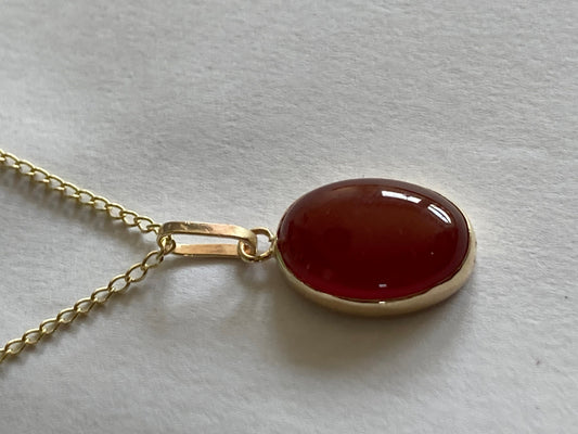 9ct gold carnelian pendant, solid 9ct yellow gold necklace, oval natural red gemstone, 18” gold chain