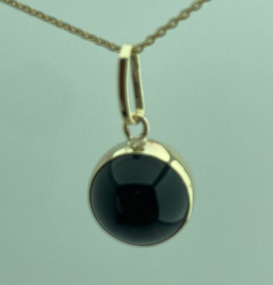 9ct gold black onyx pendant, solid 9ct yellow gold necklace, round natural gemstone