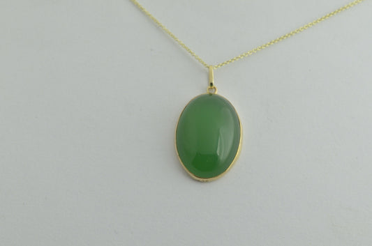 9ct Gold Green onyx necklace, solid 9ct yellow gold, oval natural gemstone