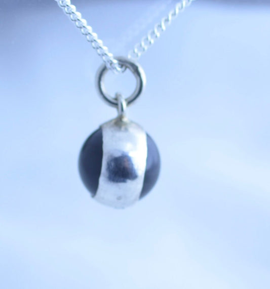 silver necklace, black onyx pendant round shape natural gemstone, 18” chain