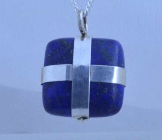 lapis lazuli silver pendant