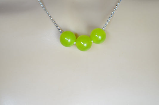 silver green jade necklace, round shape beads in 18” chain